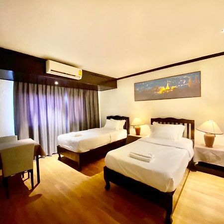 Thapaeplacehotel Τσιάνγκ Μάι Εξωτερικό φωτογραφία
