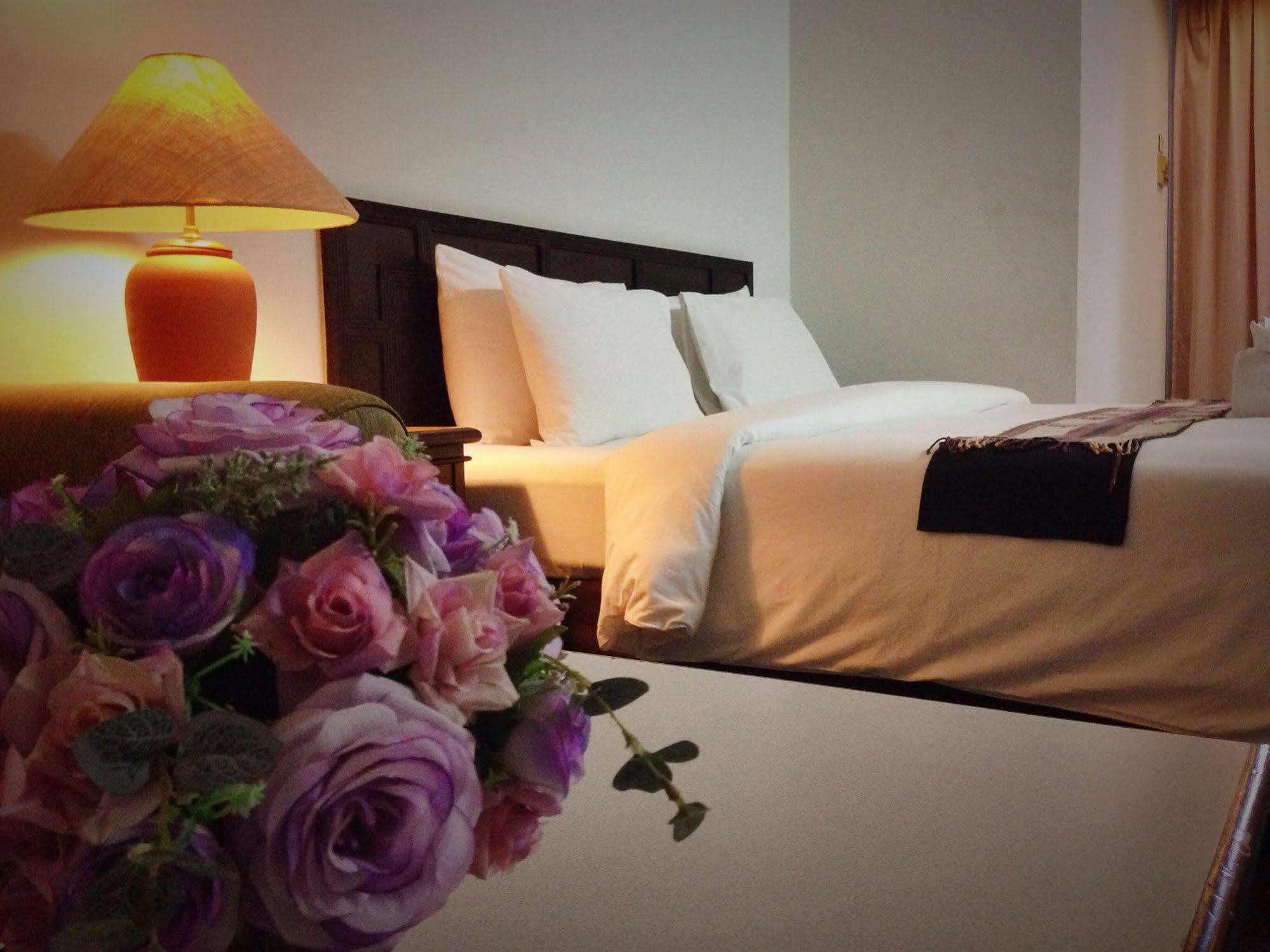 Thapaeplacehotel Τσιάνγκ Μάι Εξωτερικό φωτογραφία