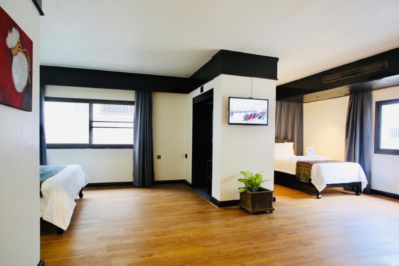 Thapaeplacehotel Τσιάνγκ Μάι Εξωτερικό φωτογραφία